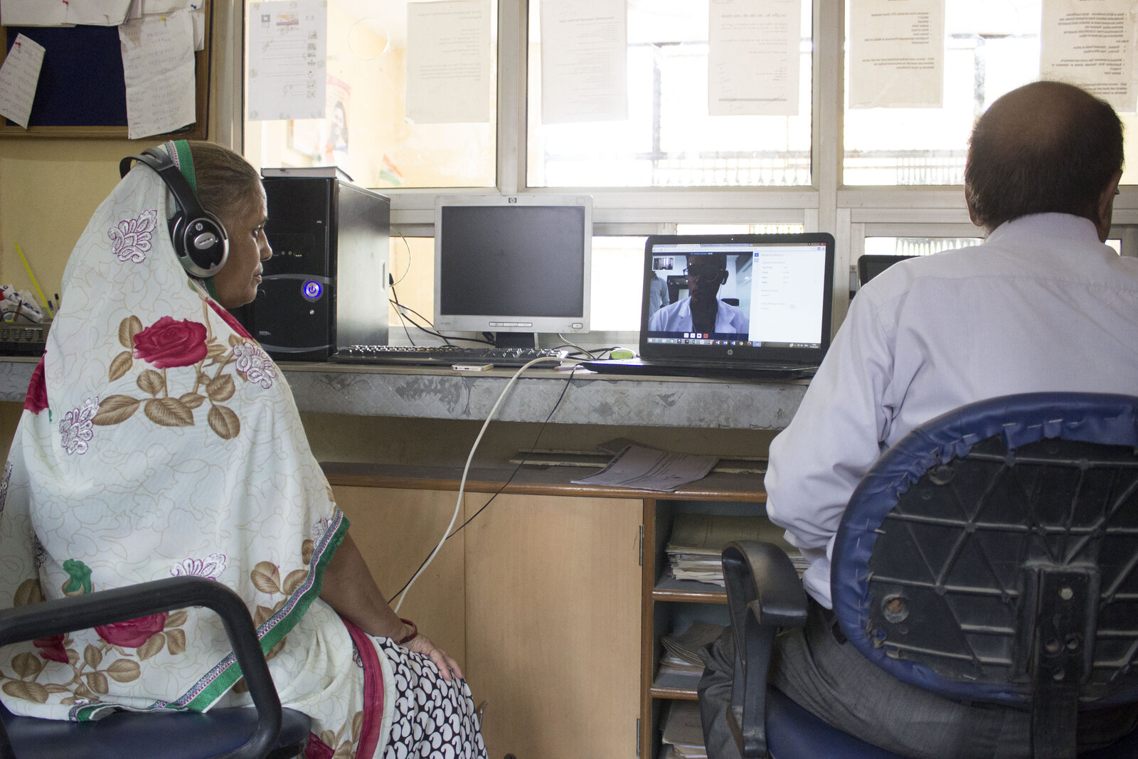 Patient and facilitator during a RingMD telemedicine consultation in India, September 17, 2016